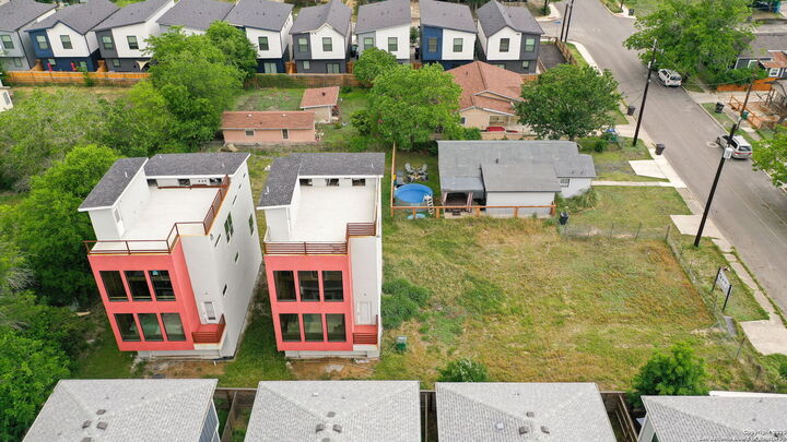 219 Utah St  San Antonio TX 78210 photo