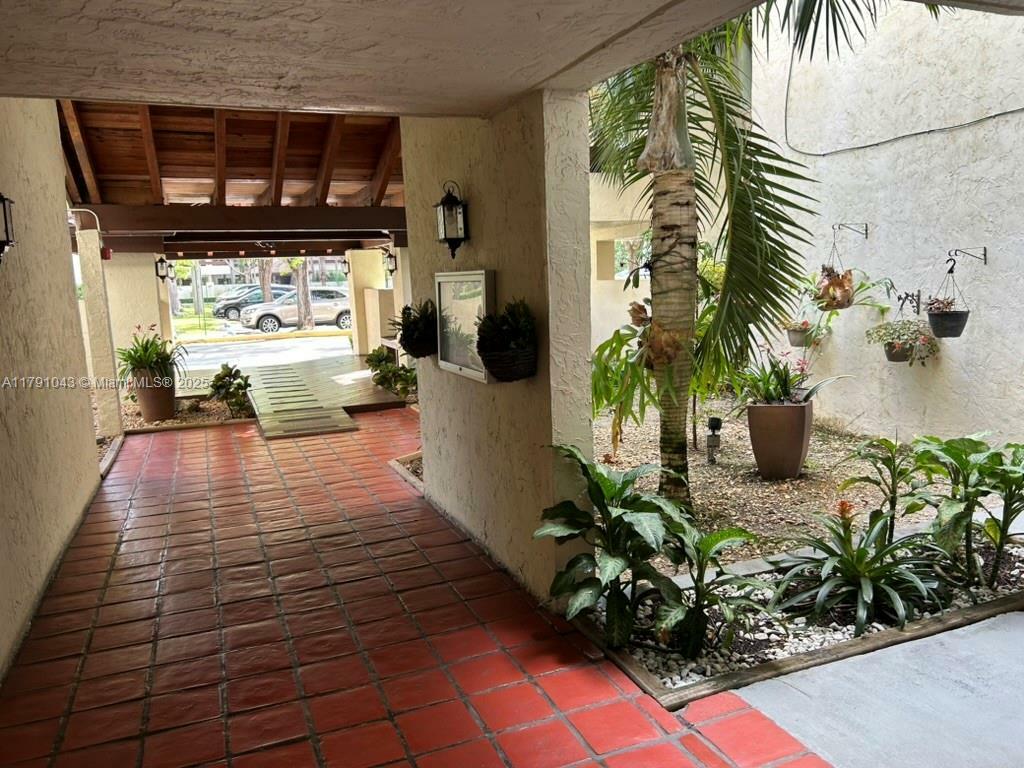 Property Photo: 9040 SW 125th Ave D105 FL 33186