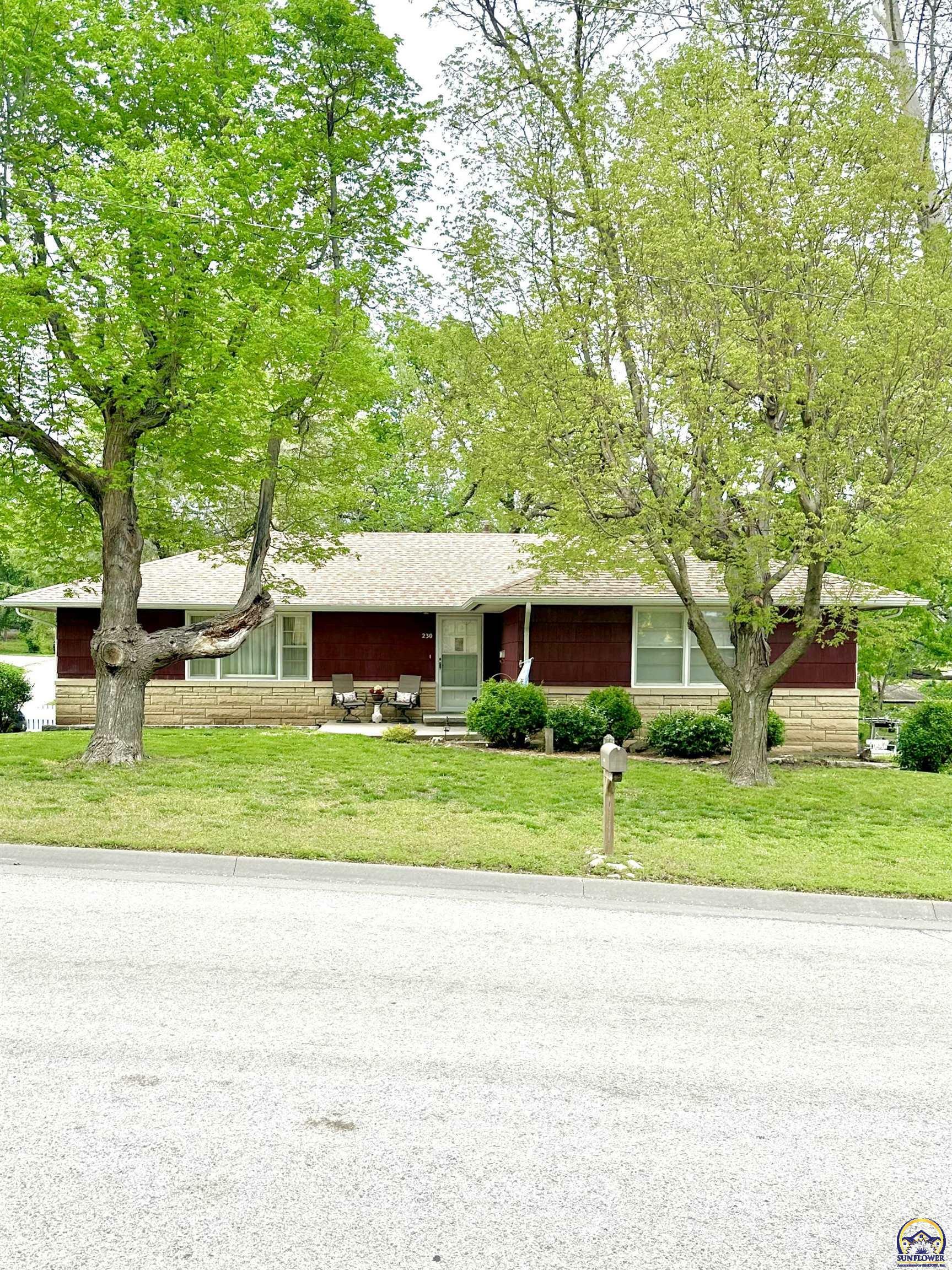 Property Photo: 230 N Washington St KS 66846