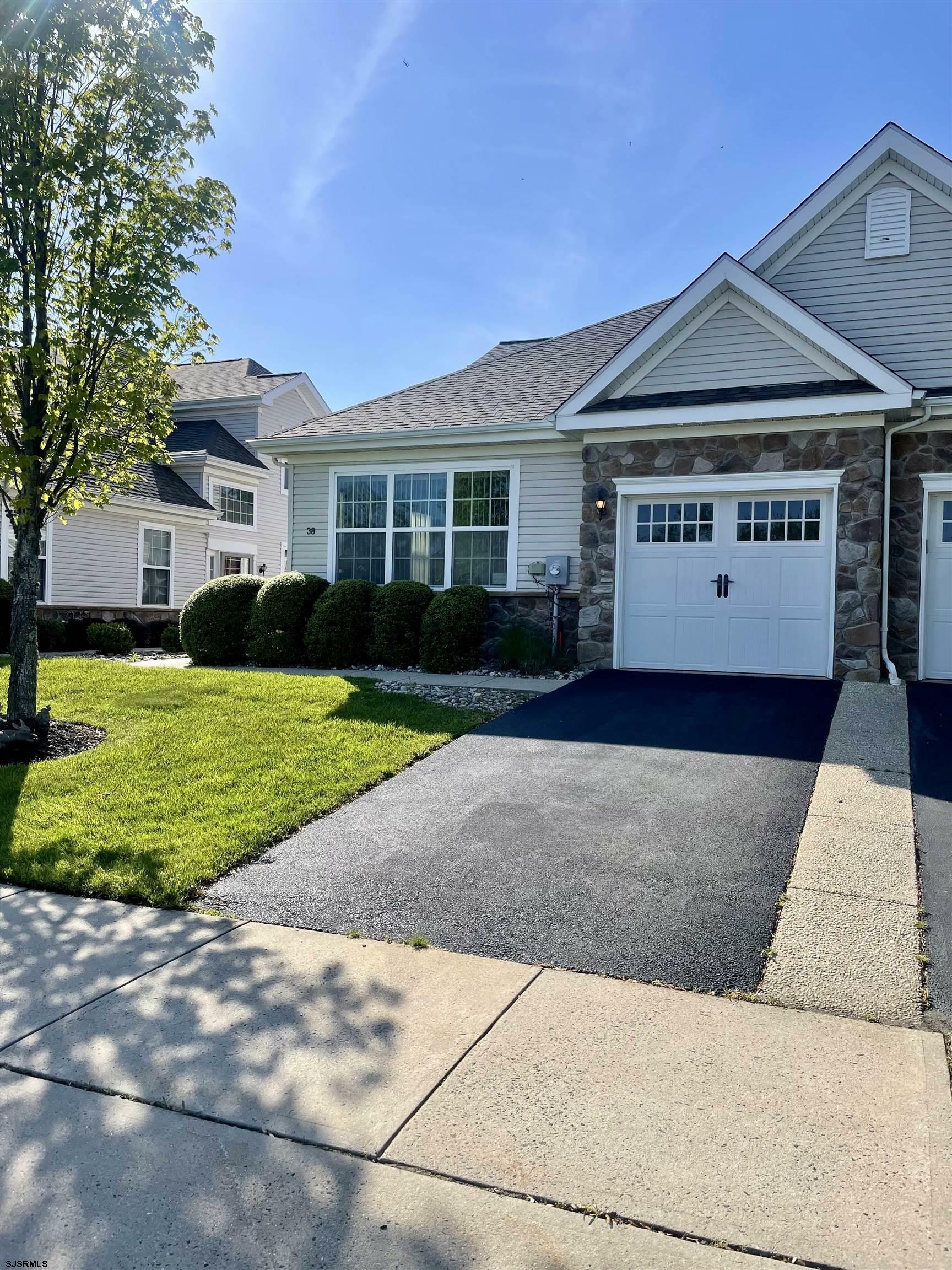 Property Photo: 38 W Delray Ln NJ 08201