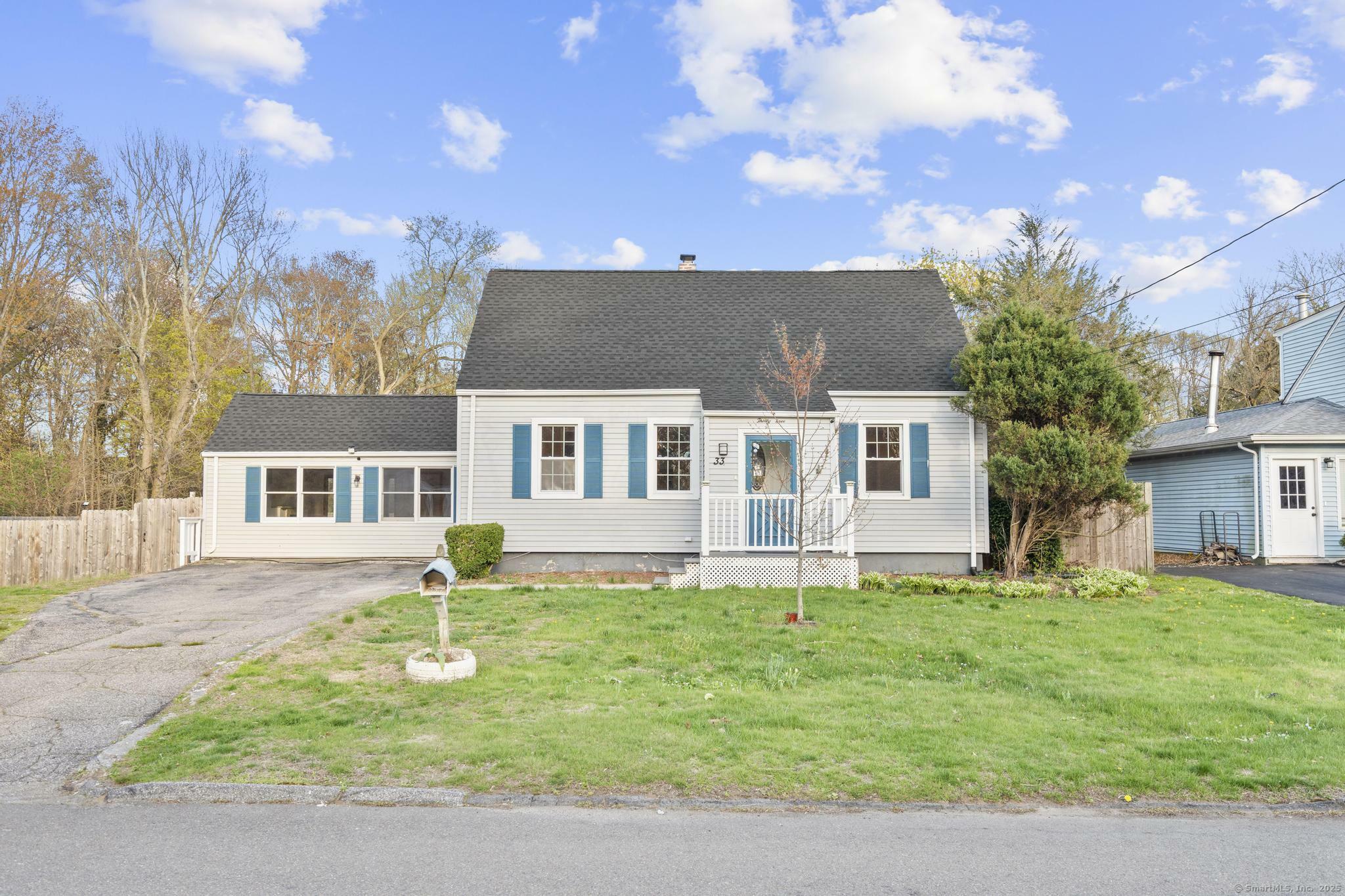 33 Robbins Court  Milford CT 06461 photo