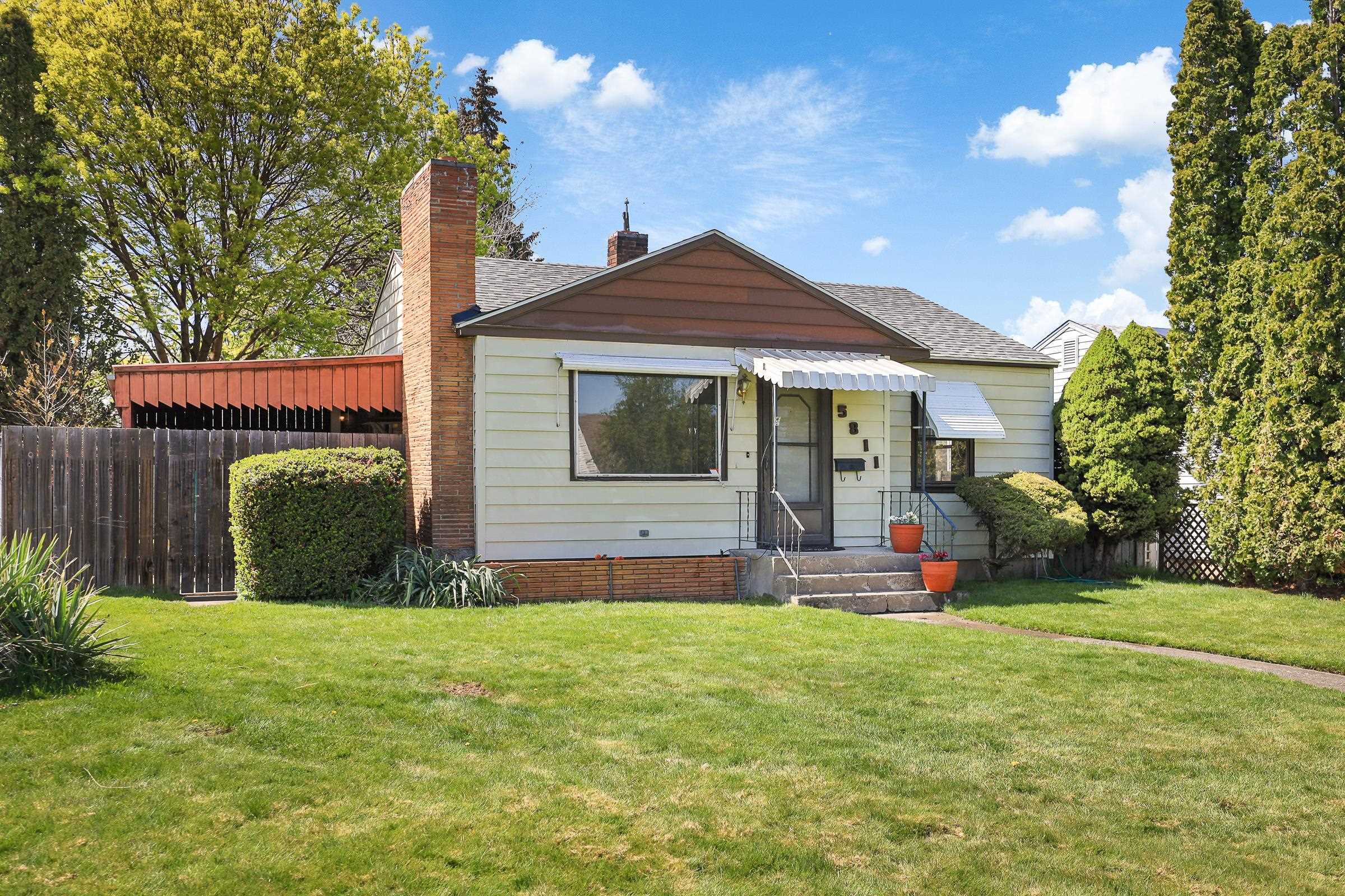 Property Photo: 5811 N Elm St WA 99205