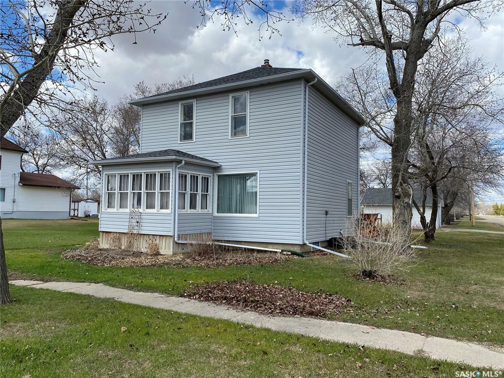 Property Photo: 219 Main Street SK S0G 4H0