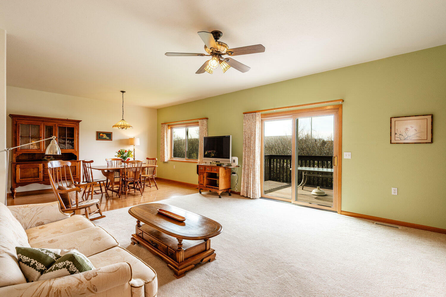 Property Photo: 1700 Pond View Court WY 82801