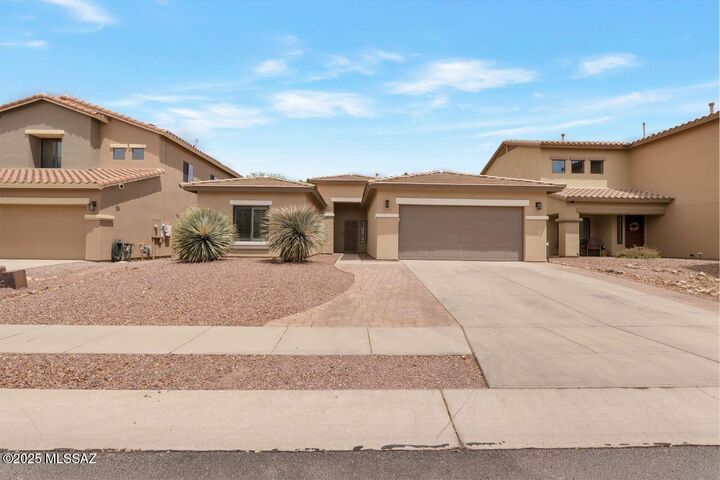 Property Photo:  15205 S Avenida Rancho Sereno  AZ 85629 