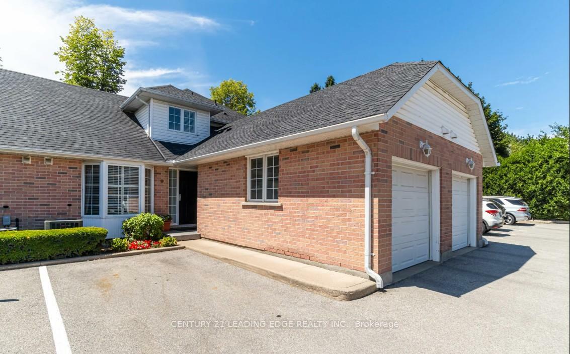 Photo de la propriété:  2435 Woodward Avenue 9  ON L7R 1V2 