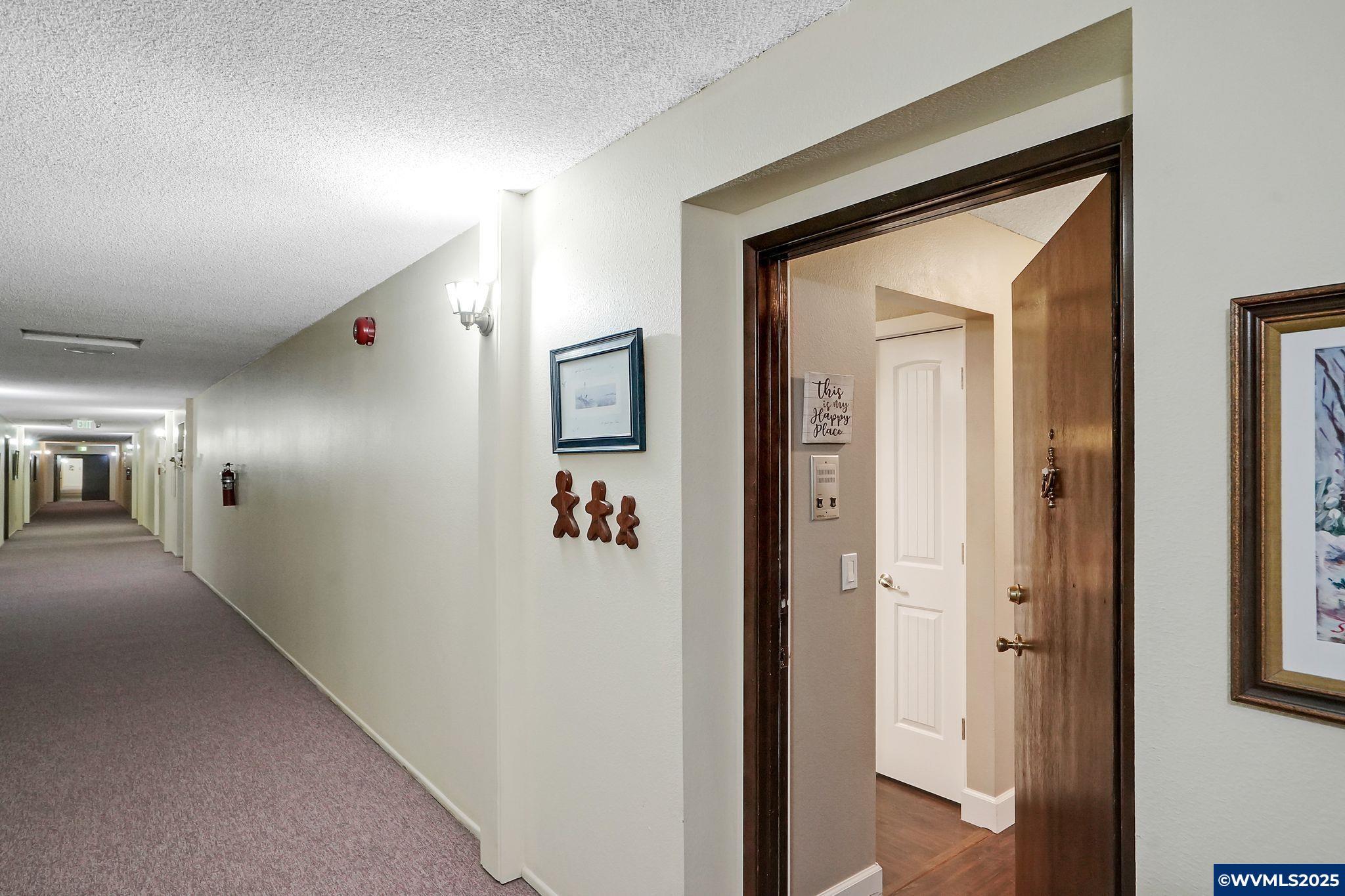 Property Photo: 950 Evergreen #309 Rd OR 97071