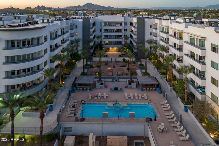 Property Photo: 945 E Playa Del Norte Drive 1022 AZ 85288