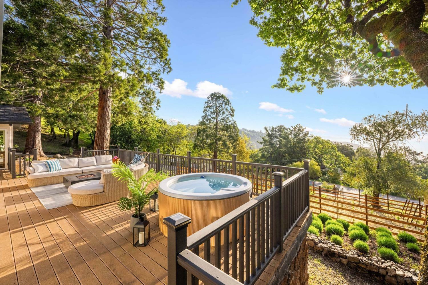 Property Photo: 18986 Sweet William Court CA 95476