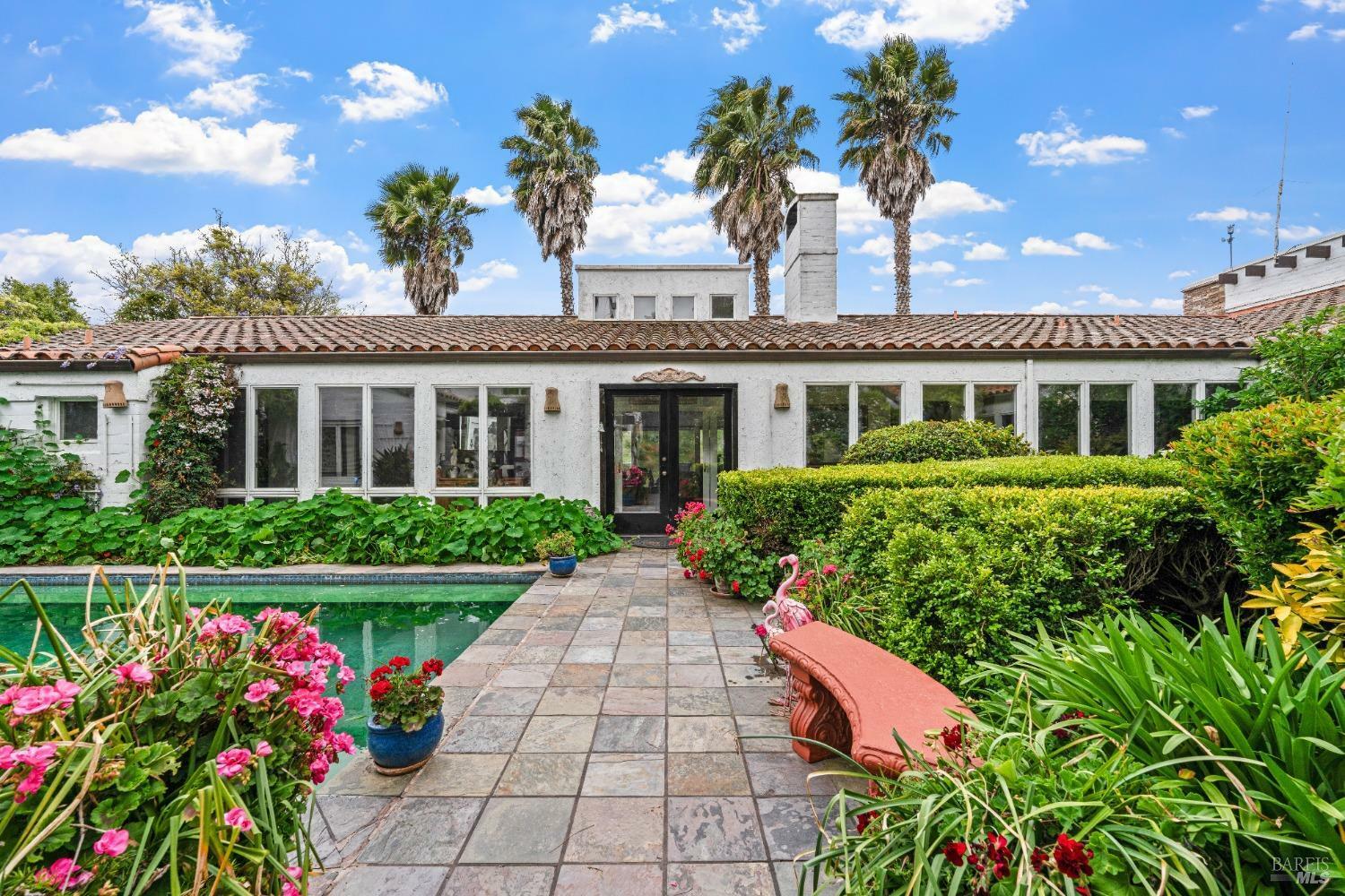 Property Photo: 2847 D Street CA 94952