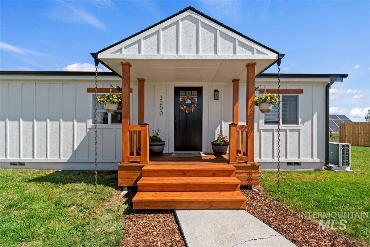 Property Photo: 3200 W Highway 52 ID 83617
