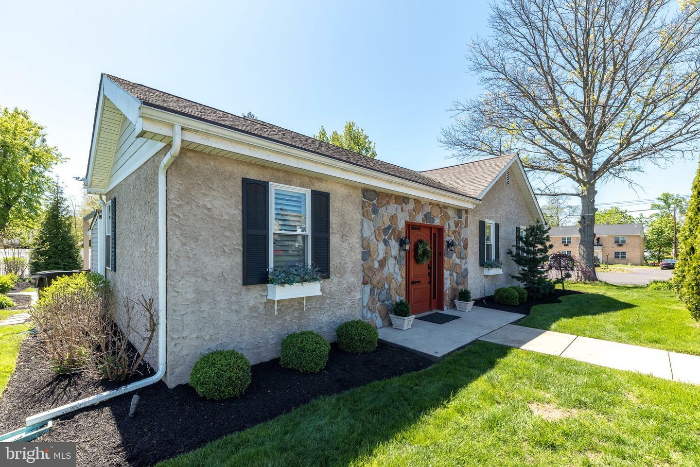 Property Photo: 126 N Market Street PA 19440