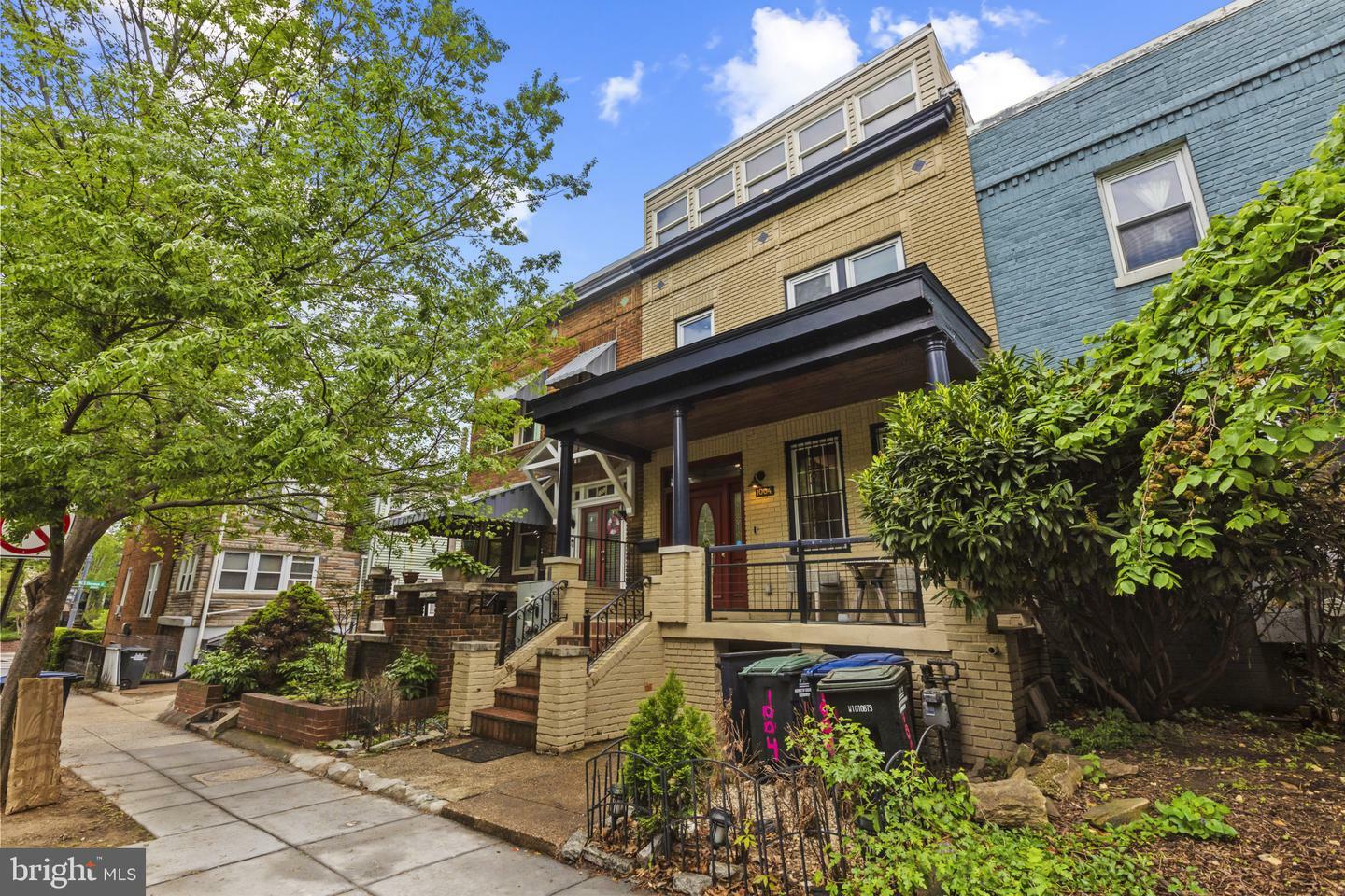 Property Photo: 1004 Irving Street NW DC 20010