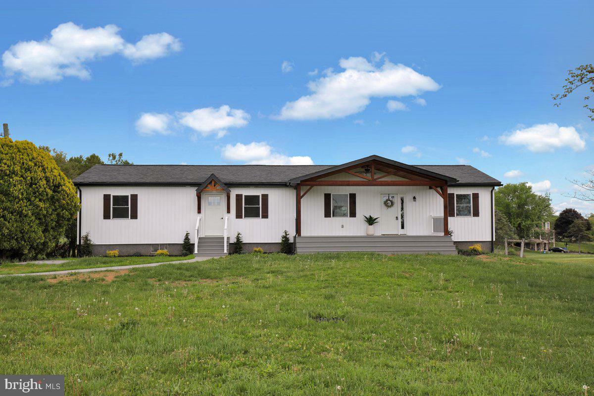 Property Photo: 28 McGillstown Road PA 17003
