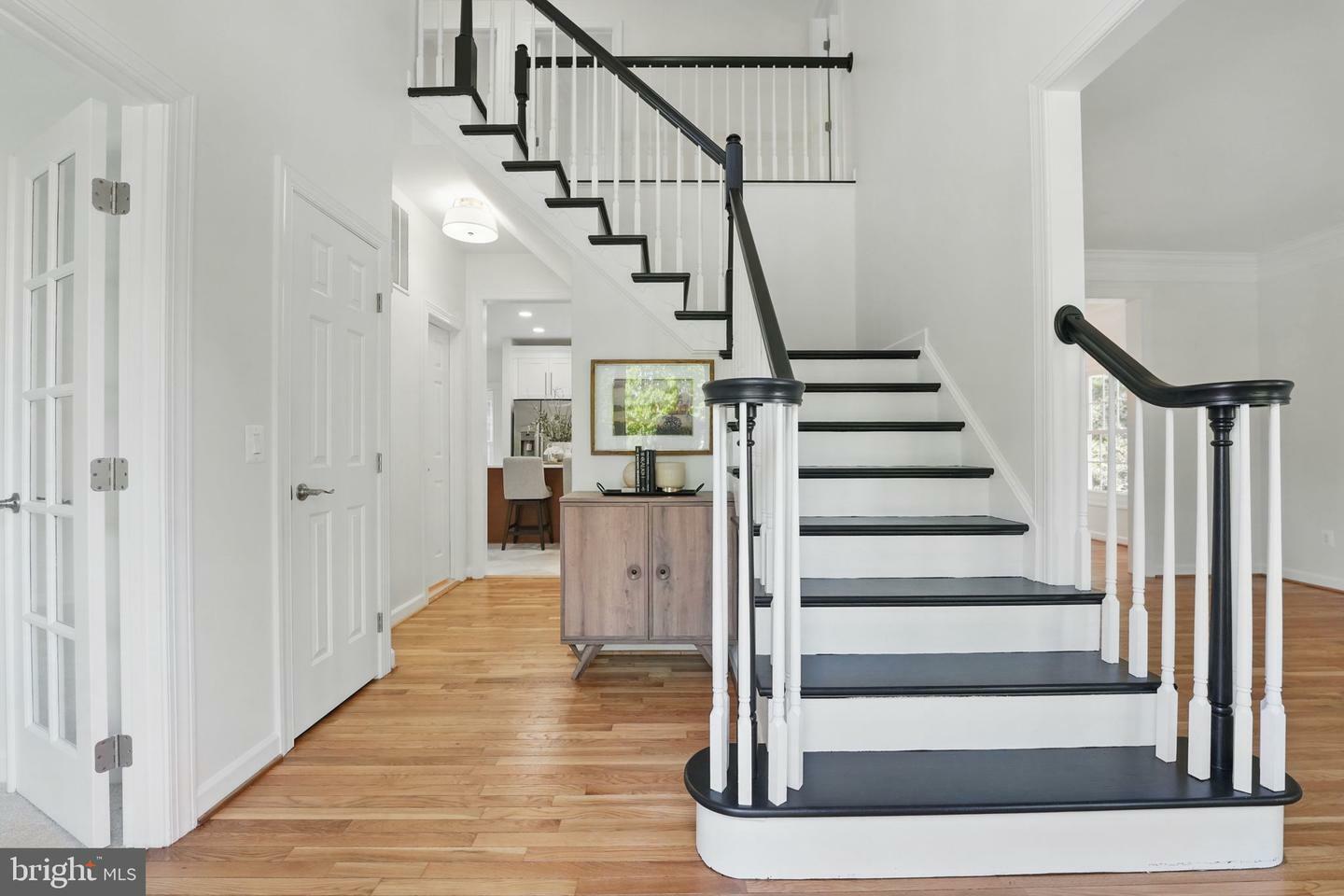 Property Photo: 43250 Menemsha Lane VA 20152