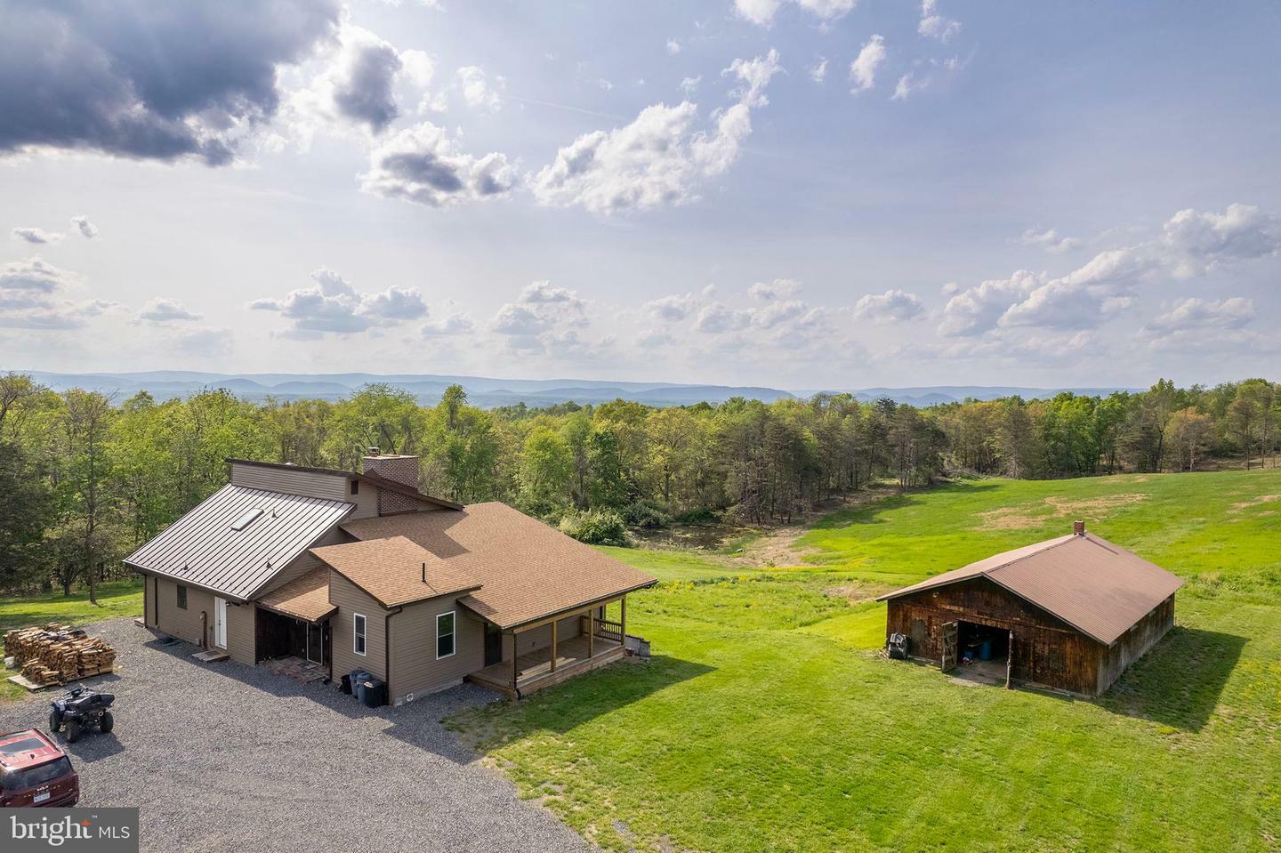 Property Photo: 1801 Middle Ridge Road WV 26757