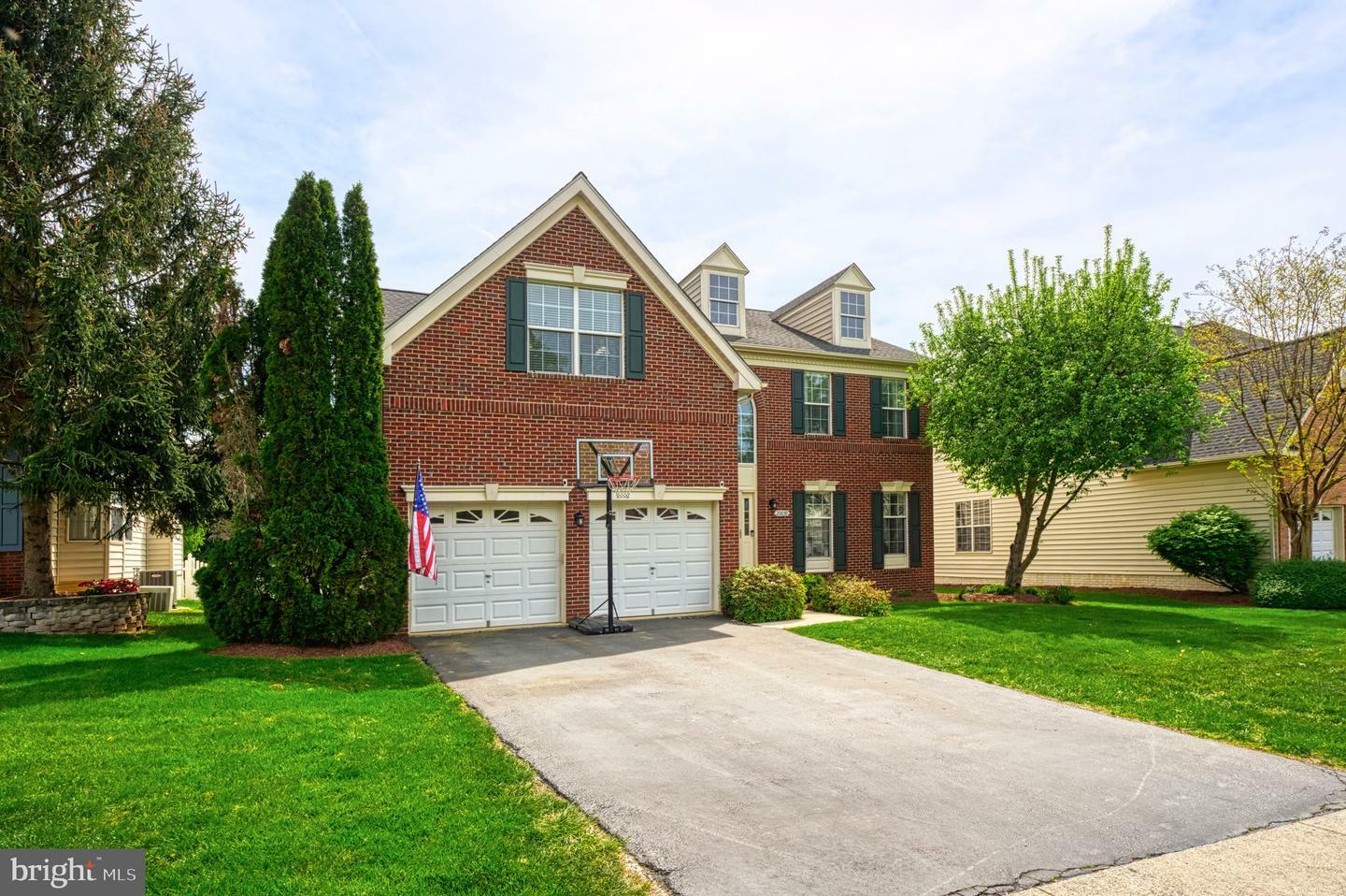 Property Photo: 20039 Muirfield Village Court VA 20147