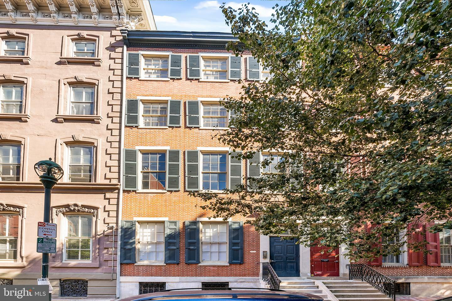 Property Photo:  1029 Spruce Street 33 200  PA 19107 