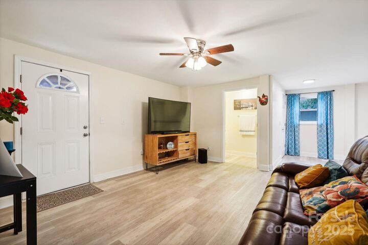 Property Photo:  712 Grace Avenue  NC 28083 