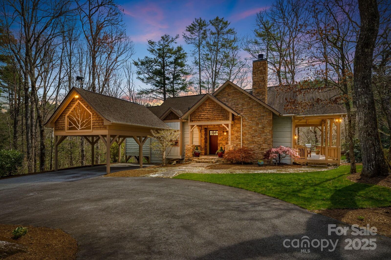 Property Photo:  2442 Trillium Ridge Road  NC 28723 