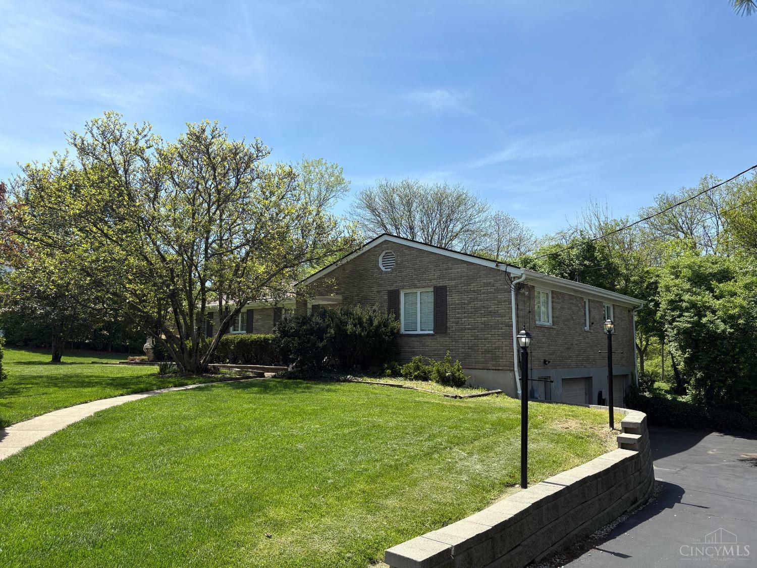 Property Photo: 10699 Hamilton Avenue OH 45231