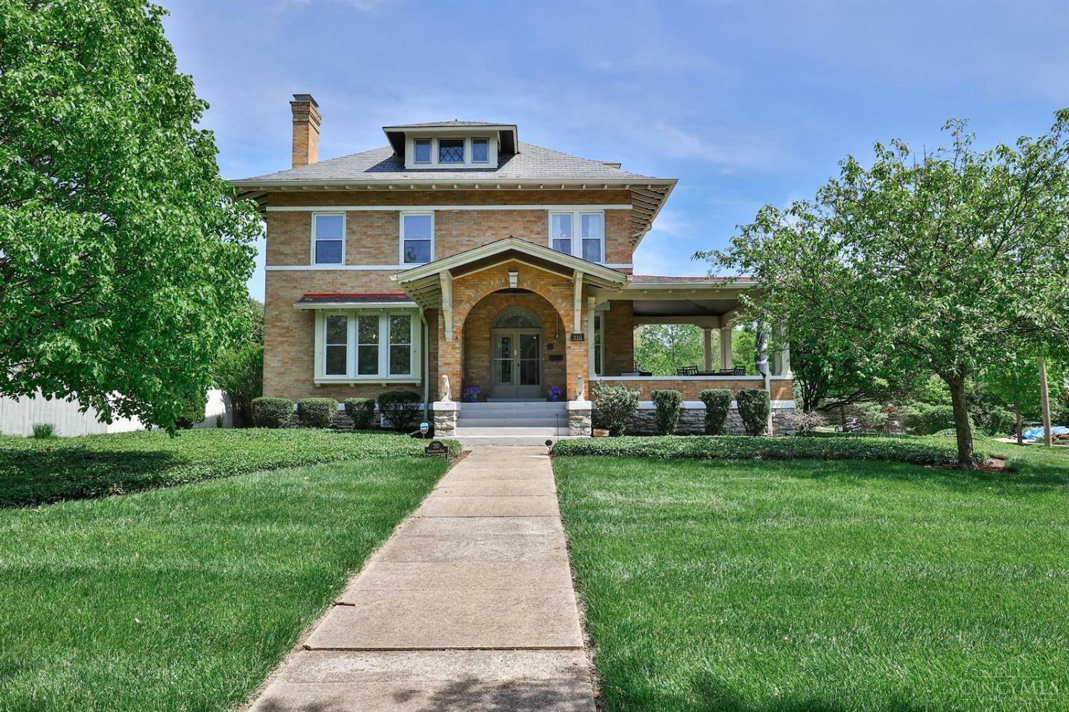 Property Photo: 210 Springfield Pike OH 45215