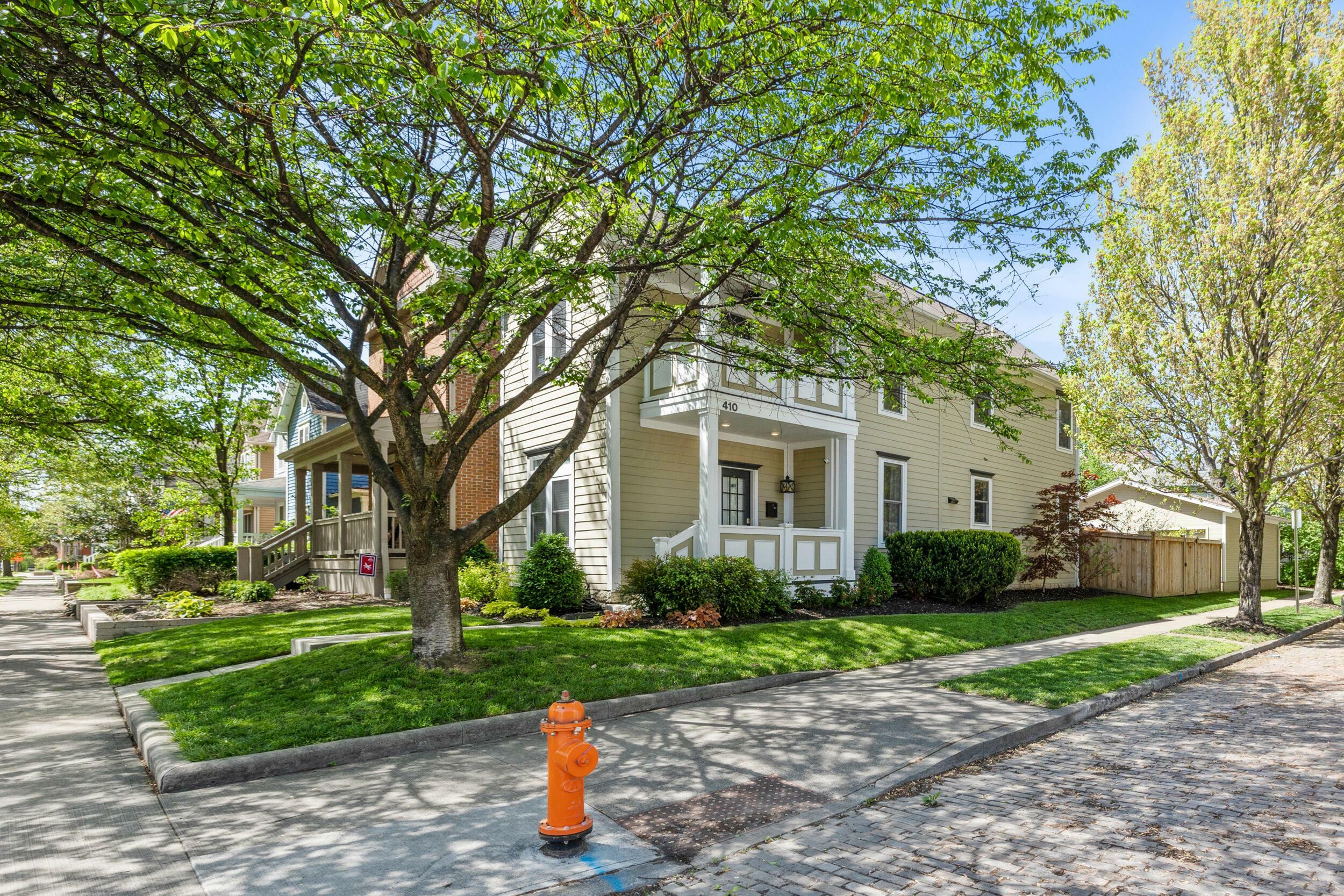 Property Photo: 410 W 2nd Avenue OH 43201