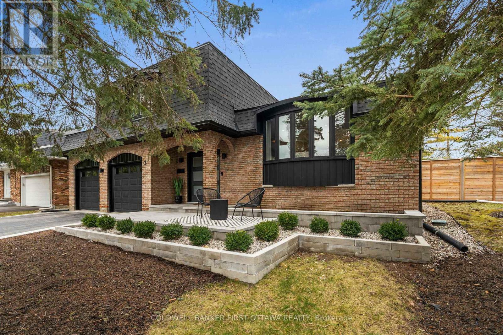 Property Photo: 3 Nancy Avenue ON K2H 8L3