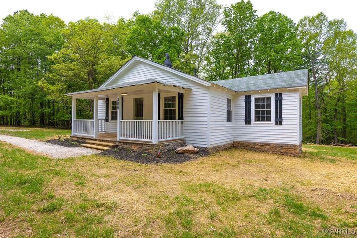 Property Photo:  385 Horsley Lane  VA 24553 