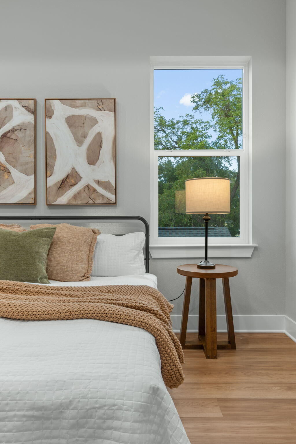 Property Photo:  706 N F Street  FL 32501 