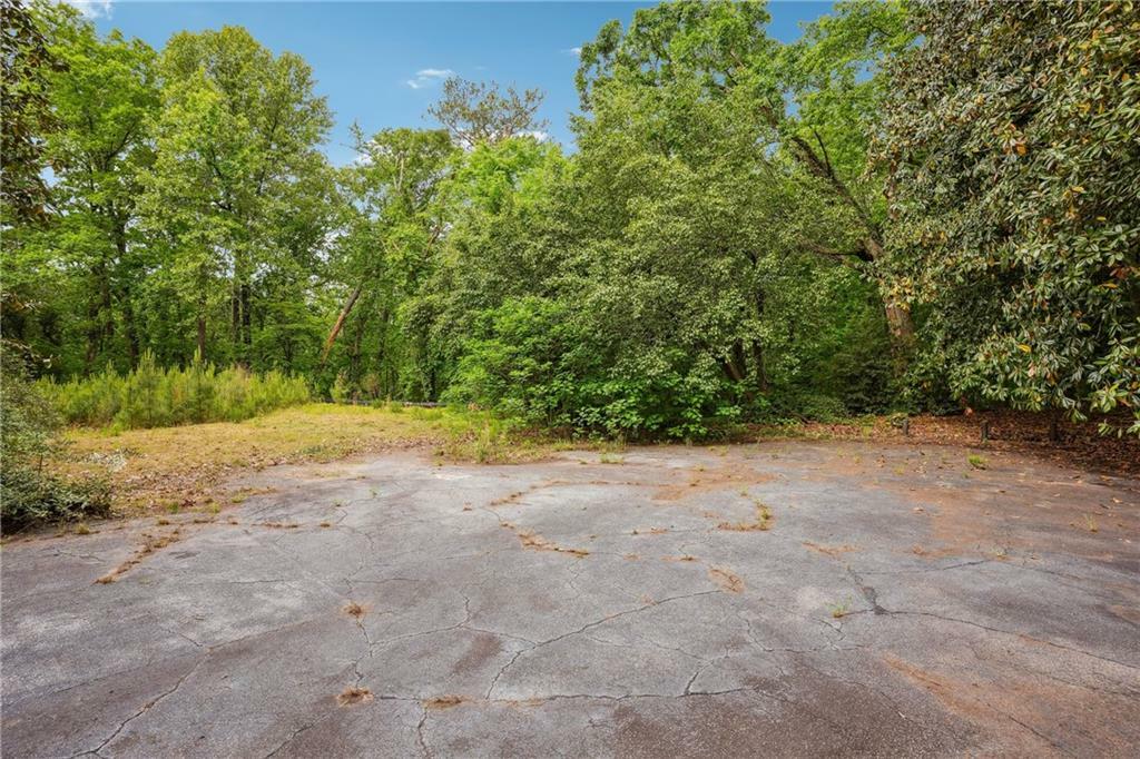 Property Photo: 3544 Paces Ferry Road NW GA 30327