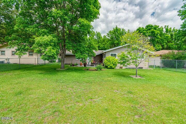 Property Photo: 1673 Richmond Drive ND 58504