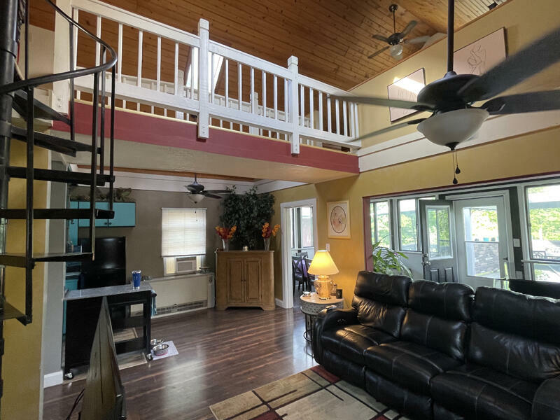 Property Photo: 921 Boat Dock Road KY 42501