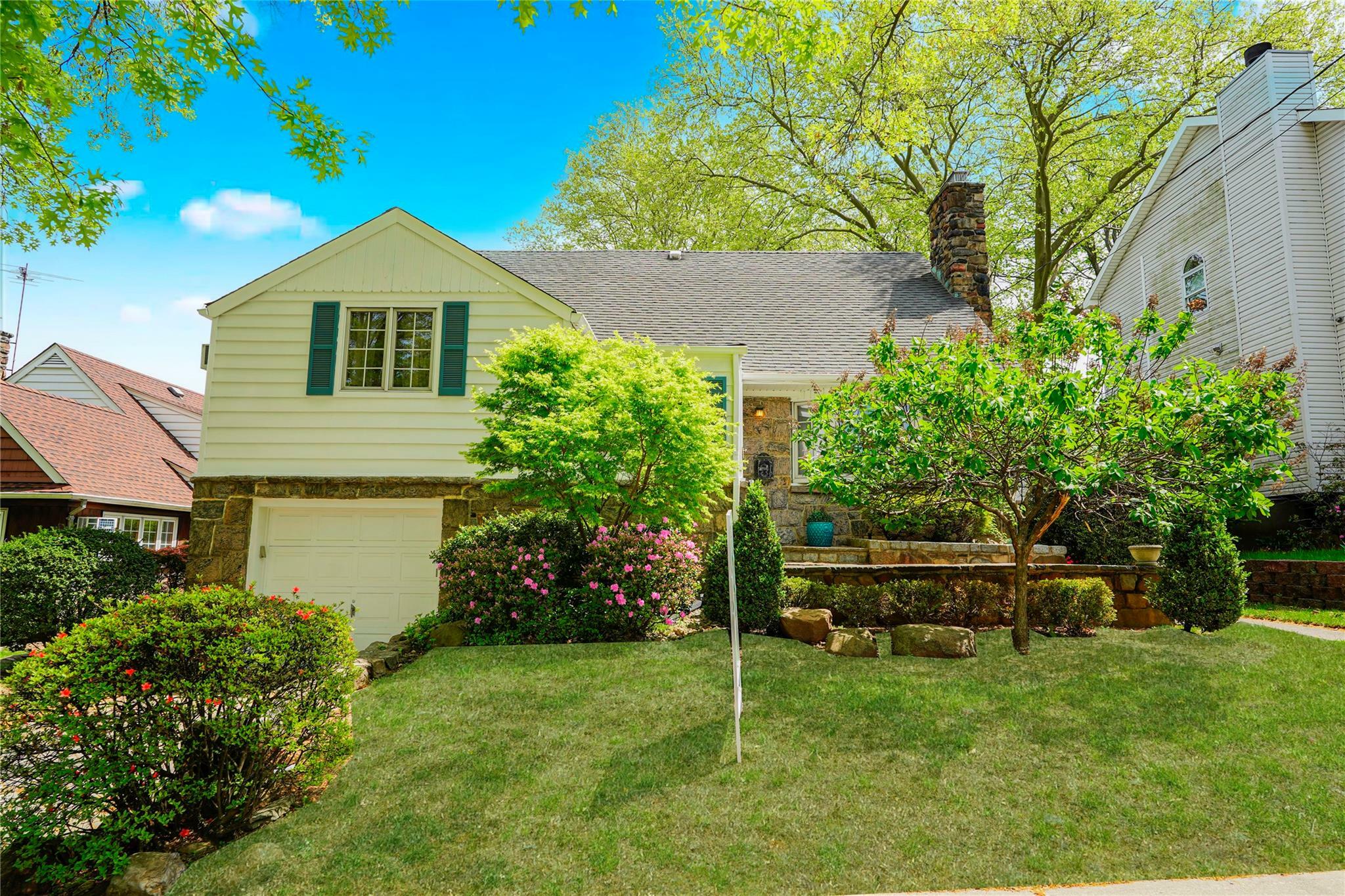 249 Slosson Ave  Staten Island NY 10314 photo