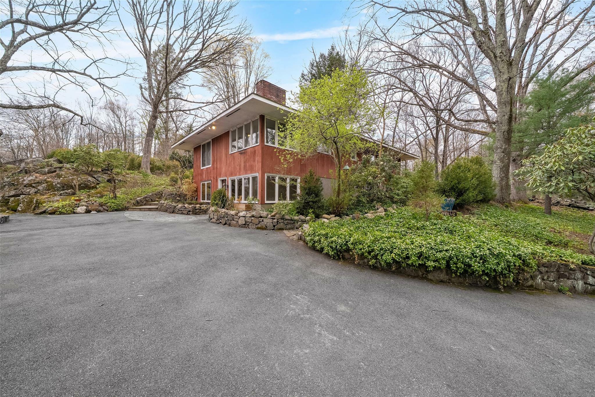 230 Watch Hill Road  Cortlandt Manor NY 10567 photo