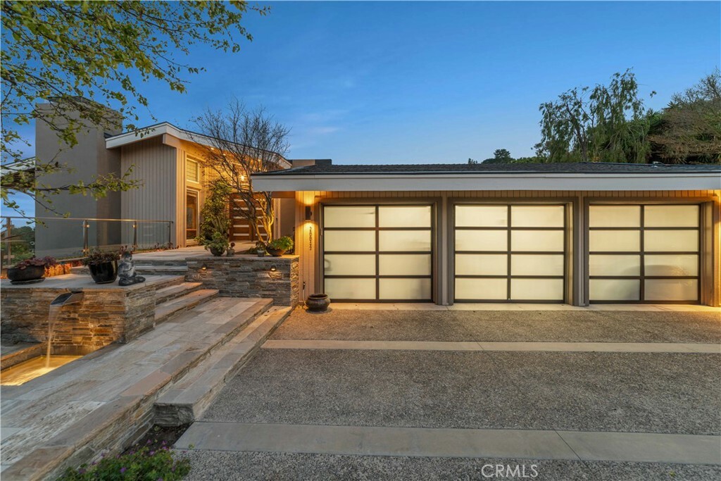 28852 Crestridge Road  Rancho Palos Verdes CA 90275 photo