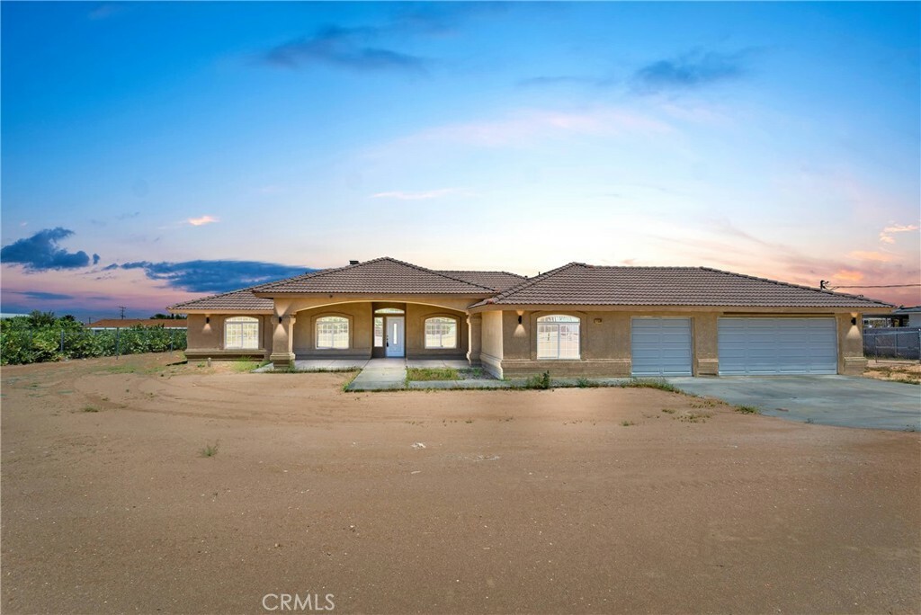 11569 Arroyo Avenue  Hesperia CA 92345 photo
