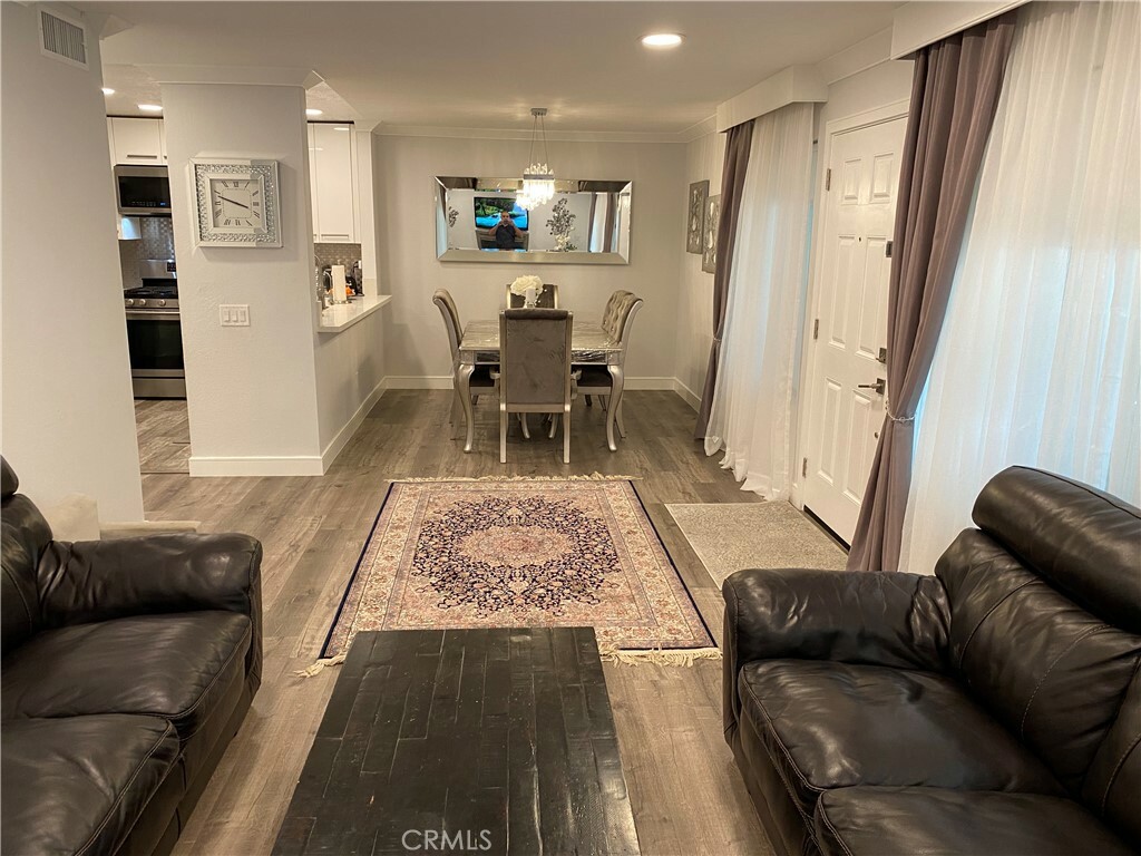 Property Photo:  22272 Redwood Pointe 5C  CA 92630 