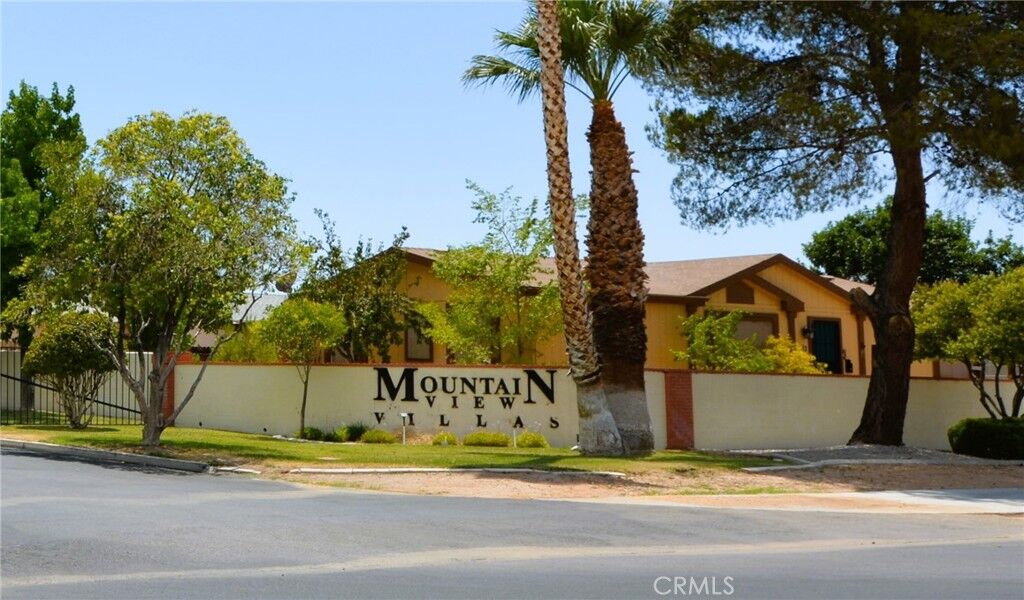 Property Photo:  21621 Sandia Road 16  CA 92308 