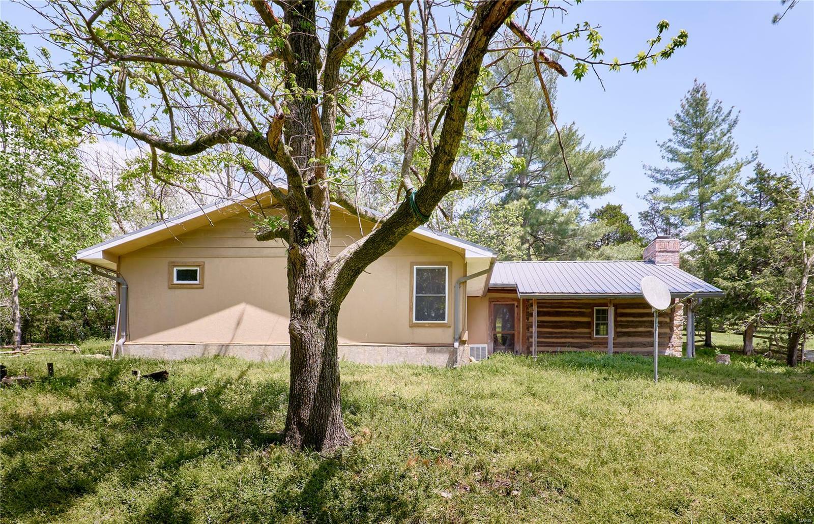Property Photo: 2104 Grand Army Road MO 63055