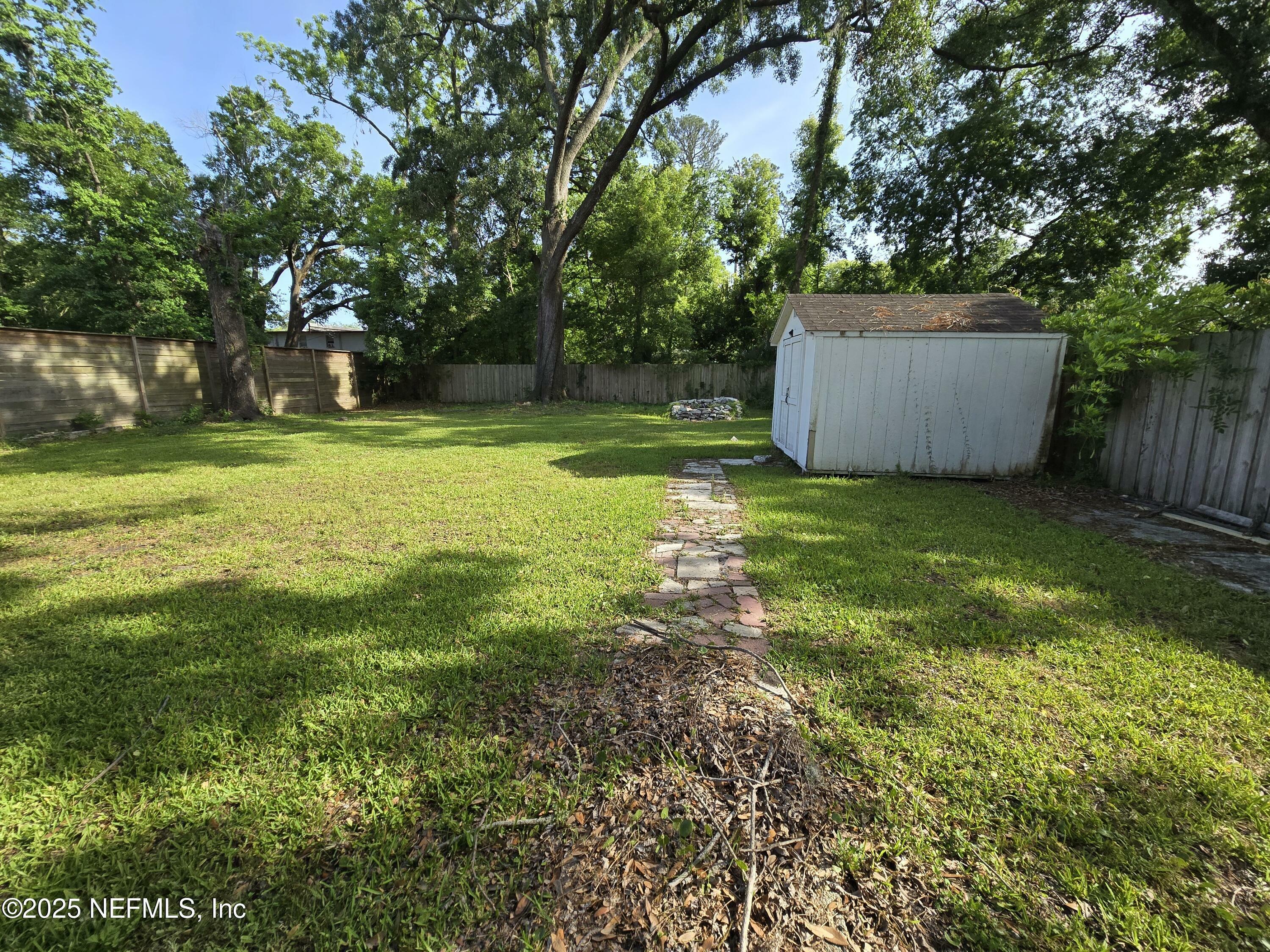 Property Photo: 4822 Kingsbury Street FL 32205