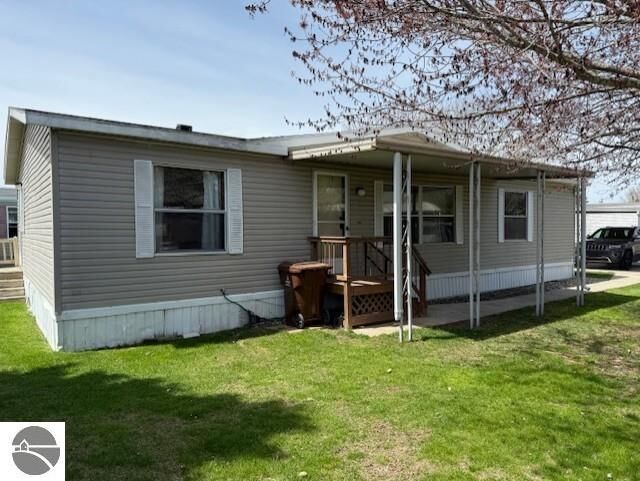 Property Photo:  3001 Highlander Circle  MI 48801 