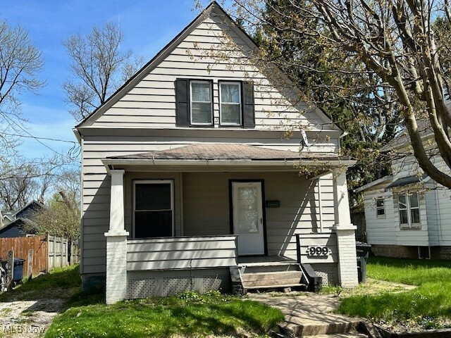 Property Photo: 999 Collinwood Avenue OH 44310
