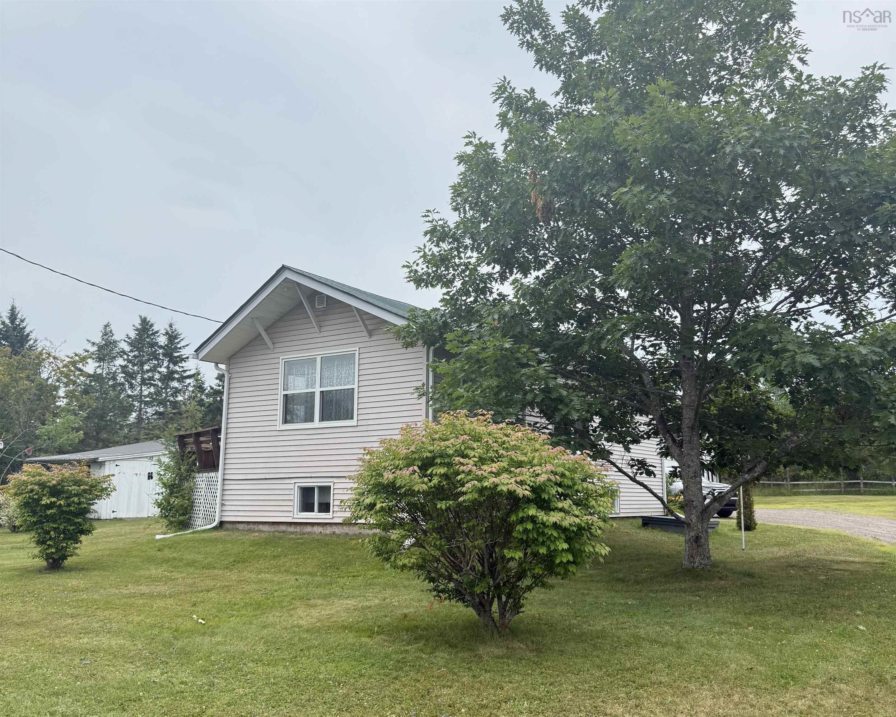 5886 Highway 2  Bass River NS B0M 1B0 photo