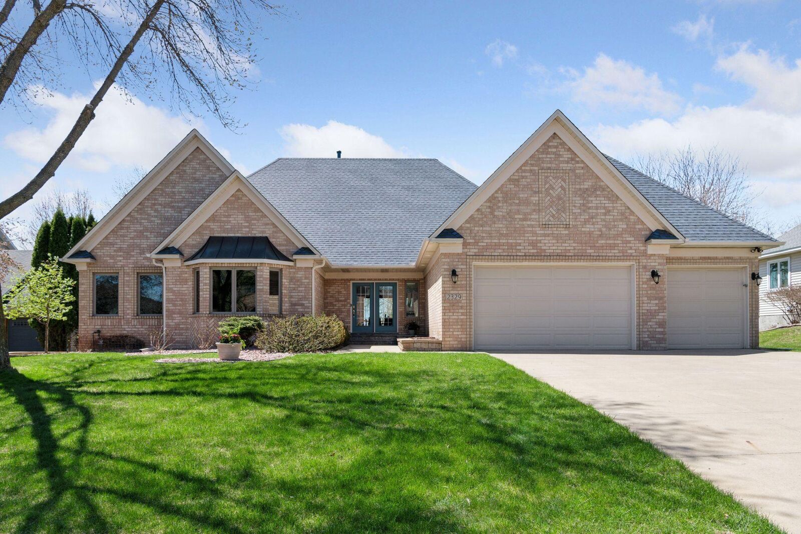 Property Photo:  2329 Boulder Road  MN 55317 