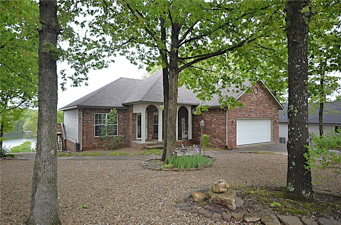 Property Photo:  3 Evelynia Circle  AR 72715 