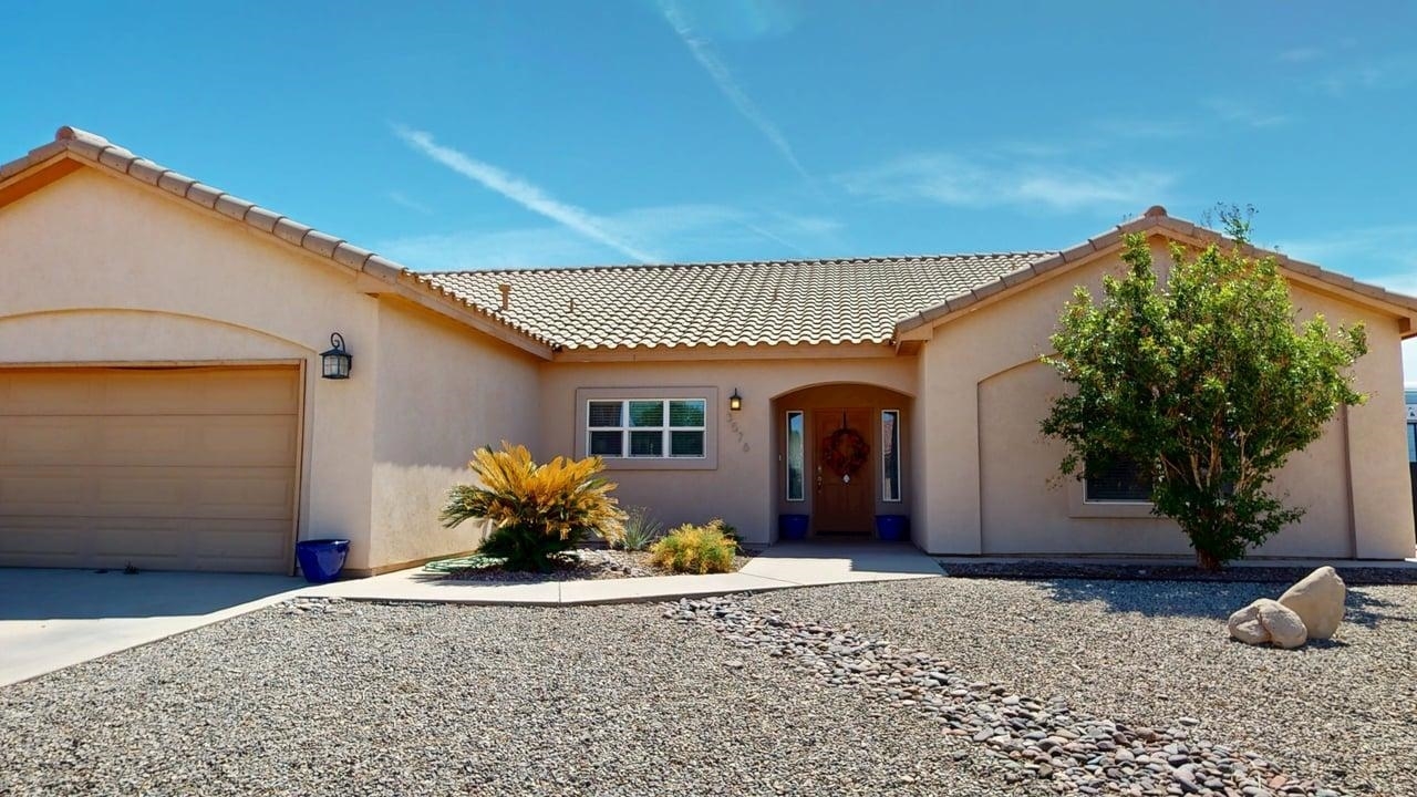Property Photo: 3576 Calle Verde Dr NM 88310