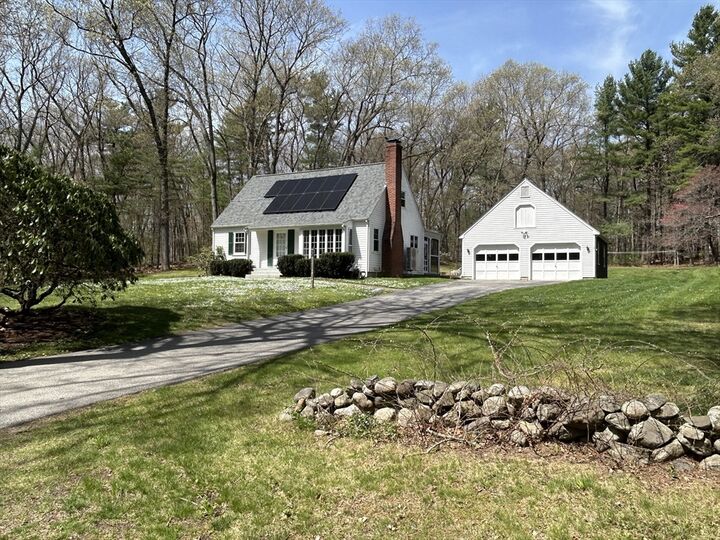 Property Photo:  35 Lakeshore  MA 01921 