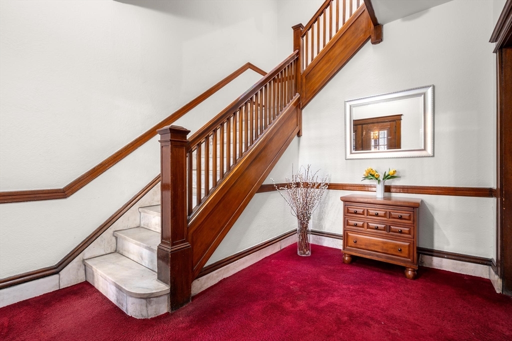 Property Photo: 1521 Beacon St 1 MA 02446