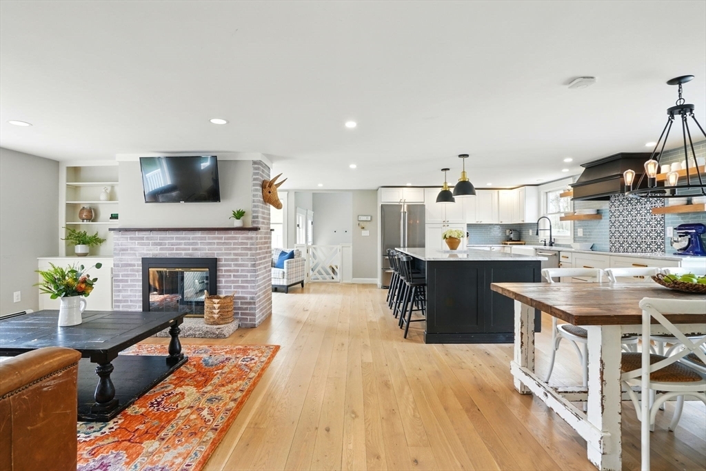 Property Photo: 11 Old Oaken Bucket Rd MA 02061